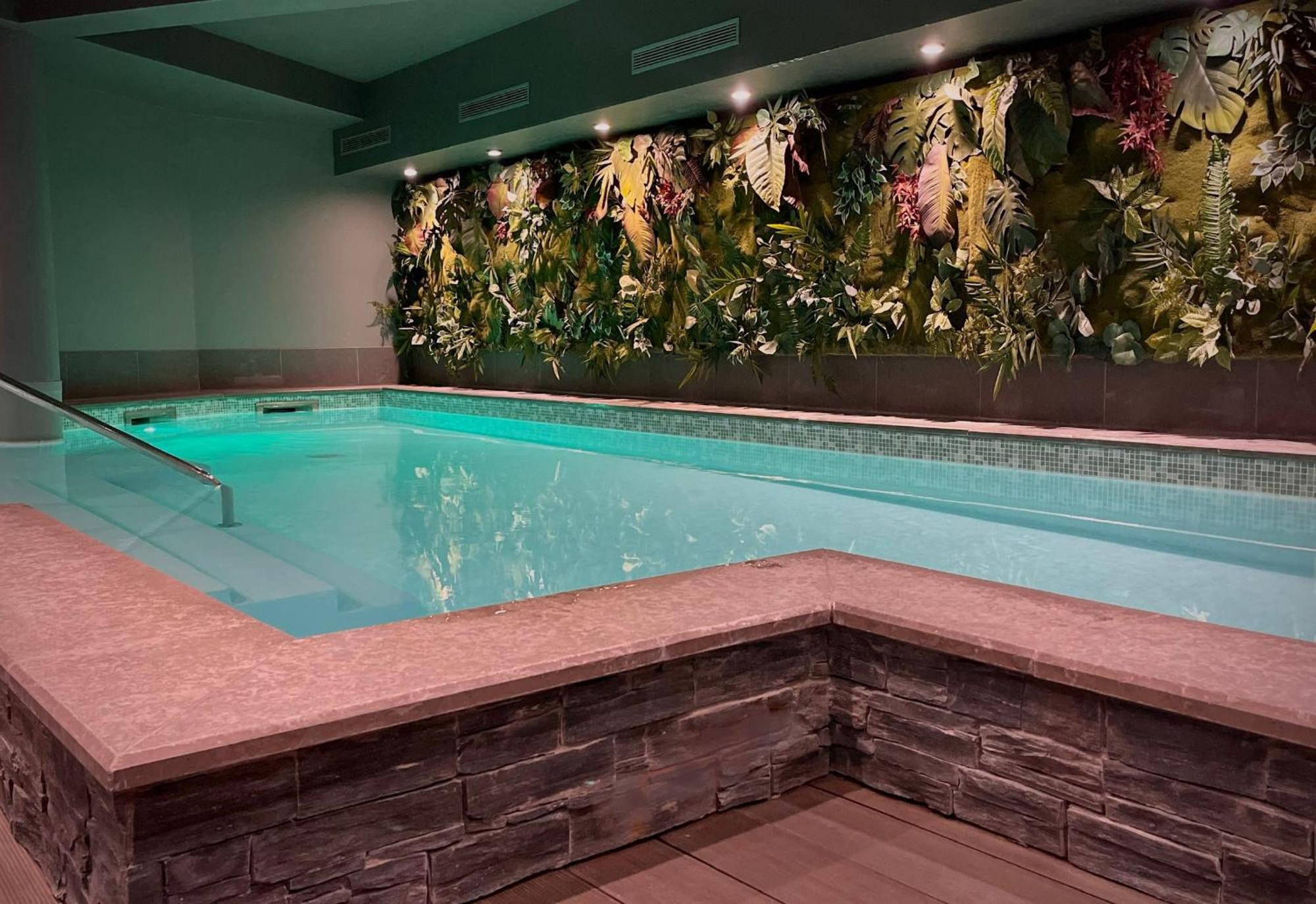 Hotel Le Cinq Hyper - Centre Chambéry Dış mekan fotoğraf